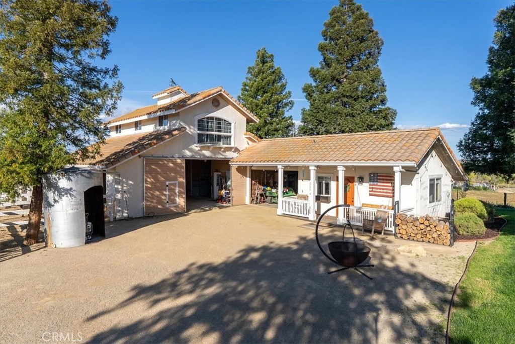 6275 Twin Canyon