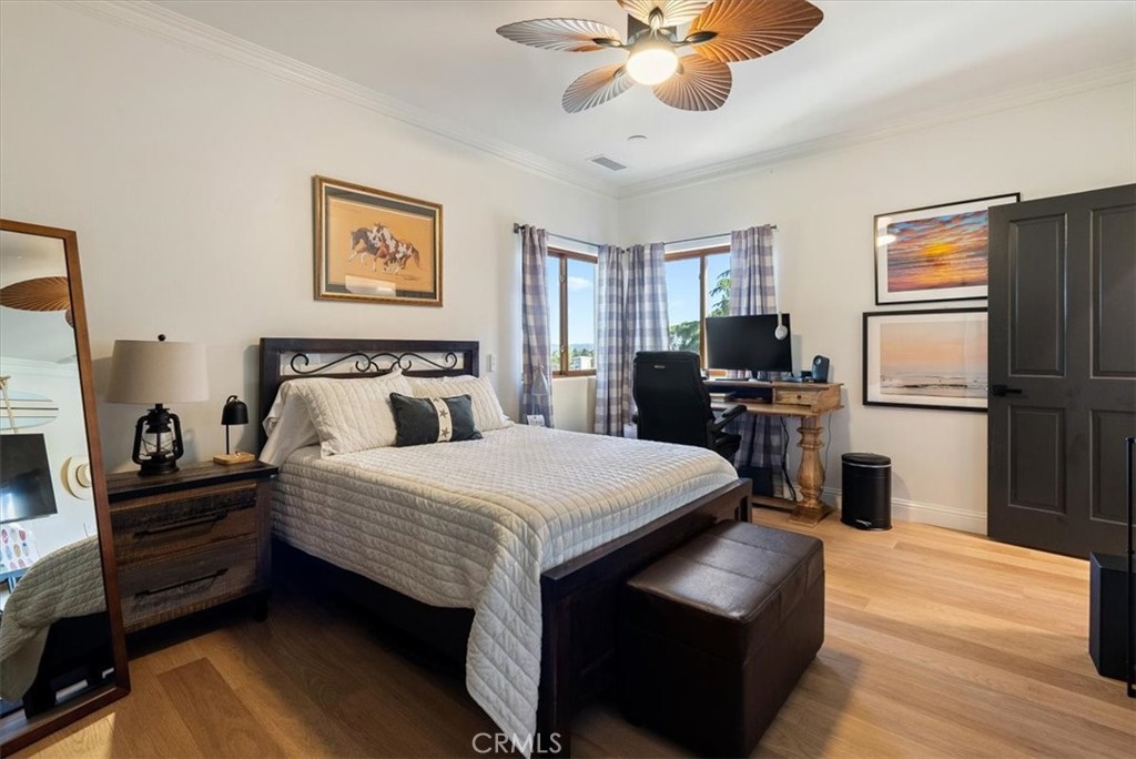 6275 Twin Canyon