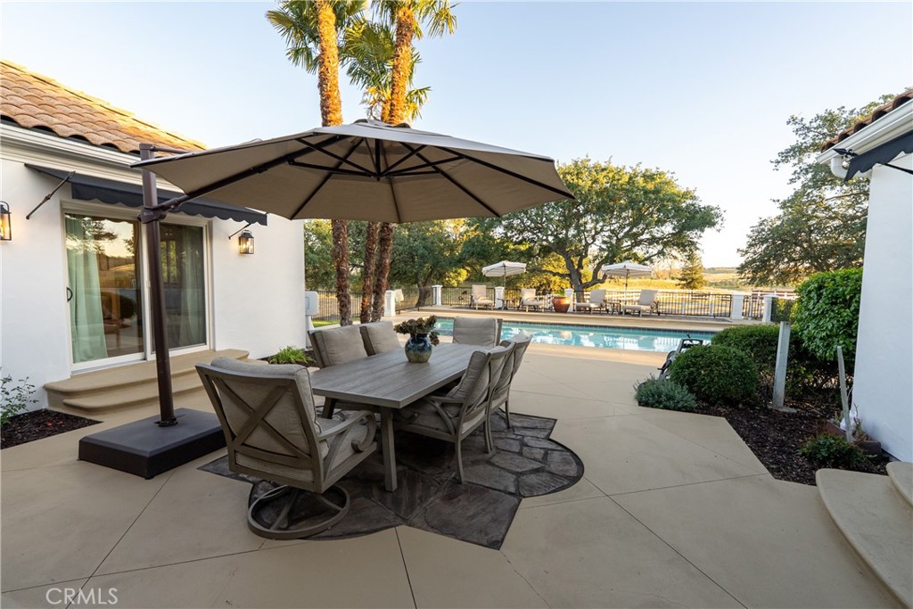 6275 Twin Canyon