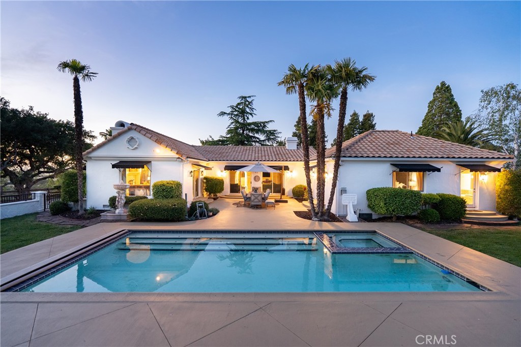 6275 Twin Canyon