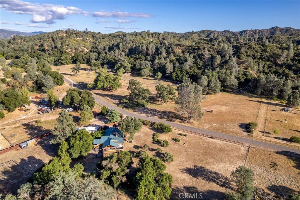 1350 Parkhill