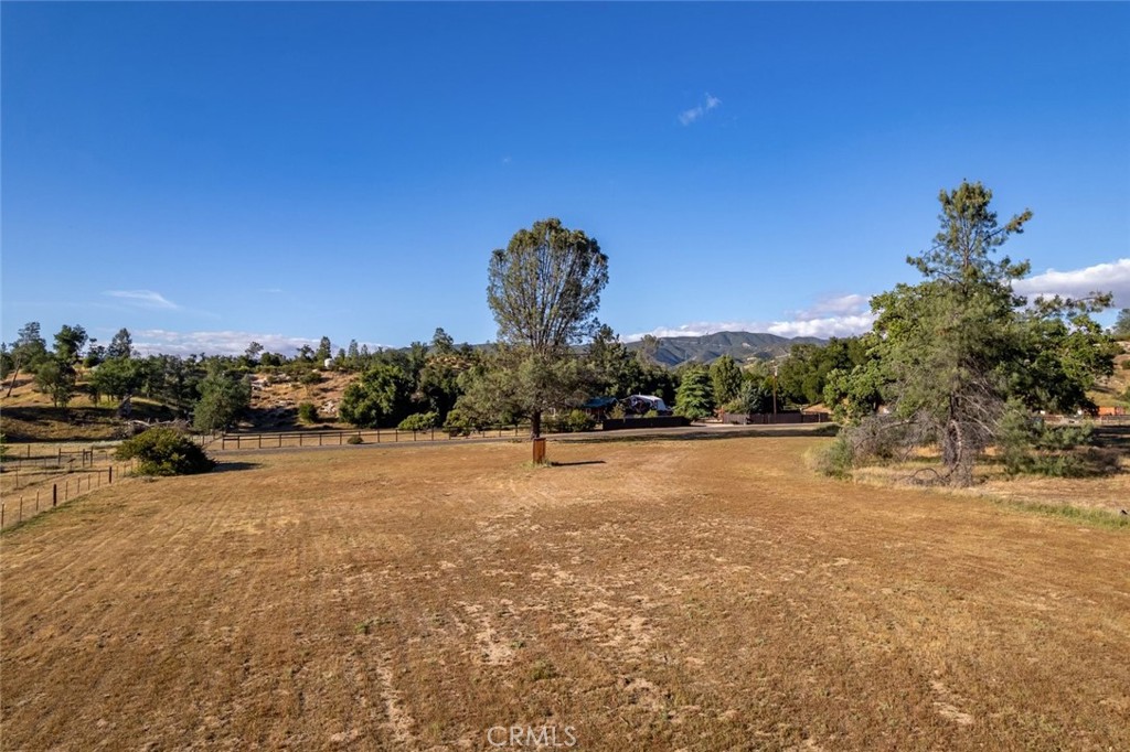 1350 Parkhill