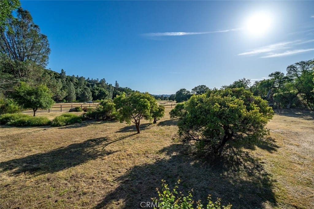 1350 Parkhill
