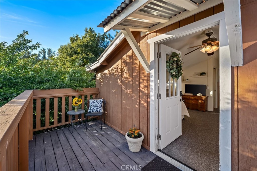 1350 Parkhill