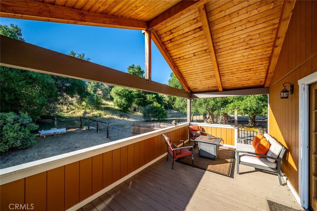 1350 Parkhill