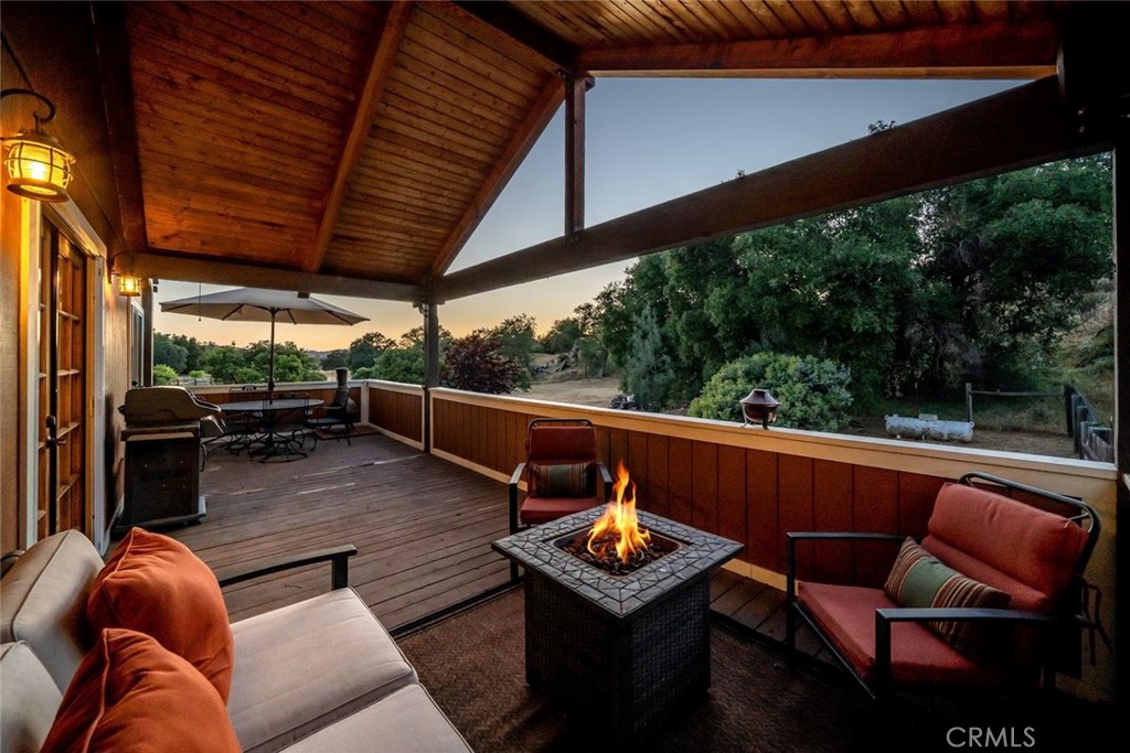 1350 Parkhill