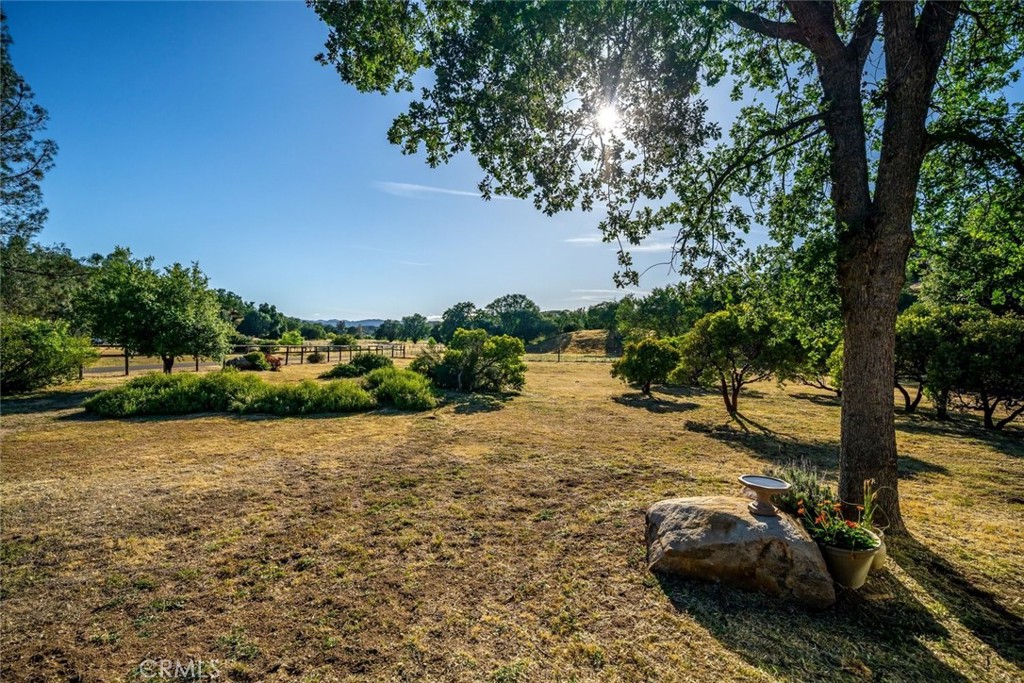 1350 Parkhill