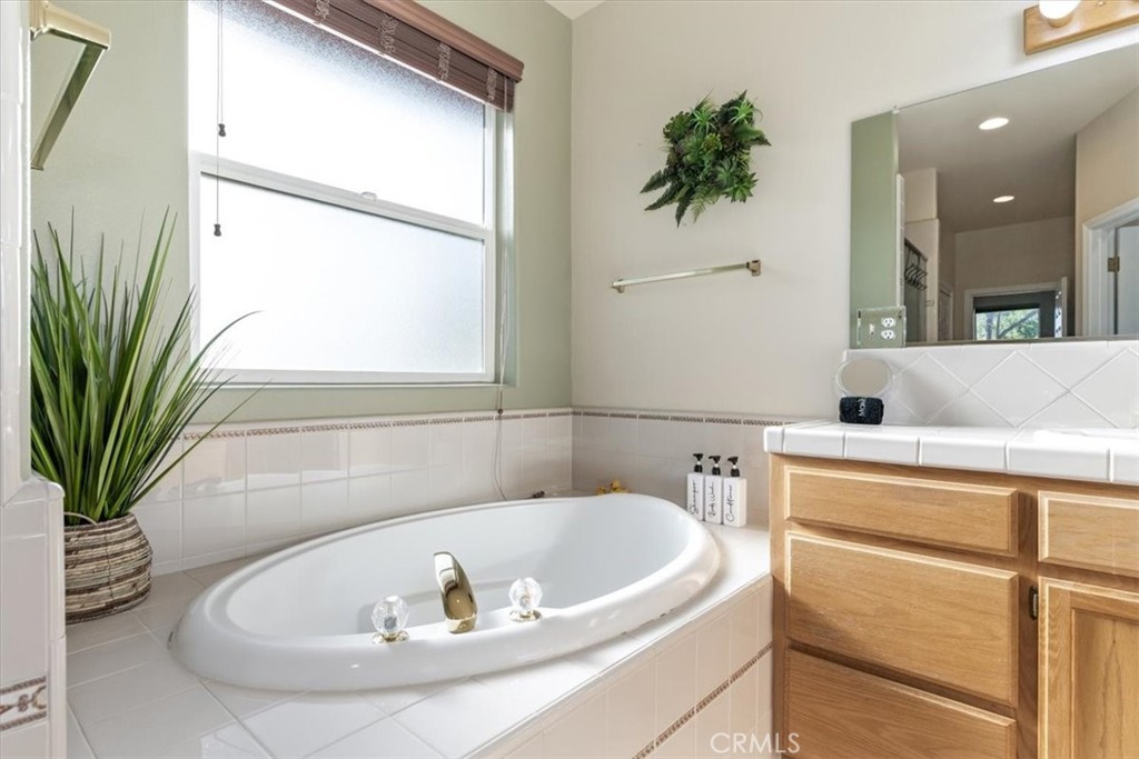 6130 Buckhorn Ridge