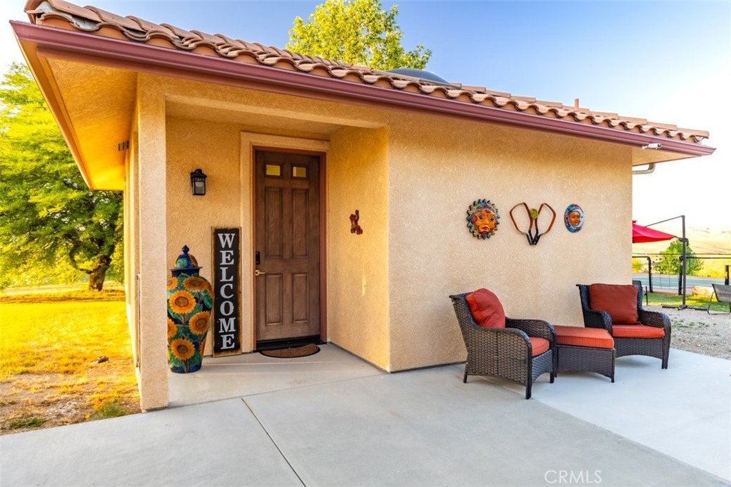 6130 Buckhorn Ridge