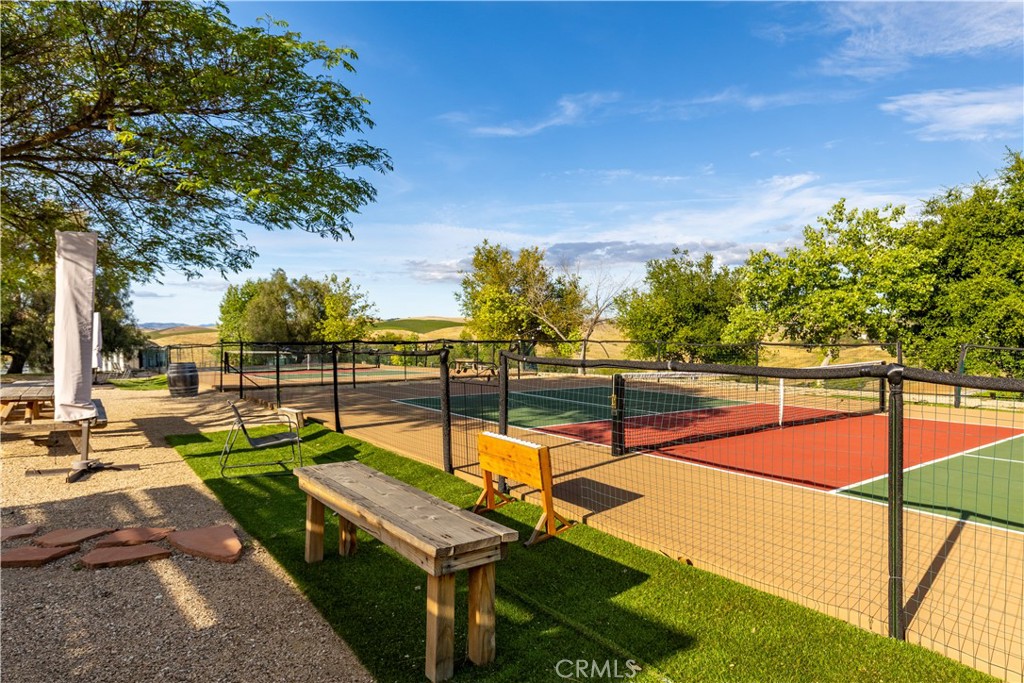 6130 Buckhorn Ridge