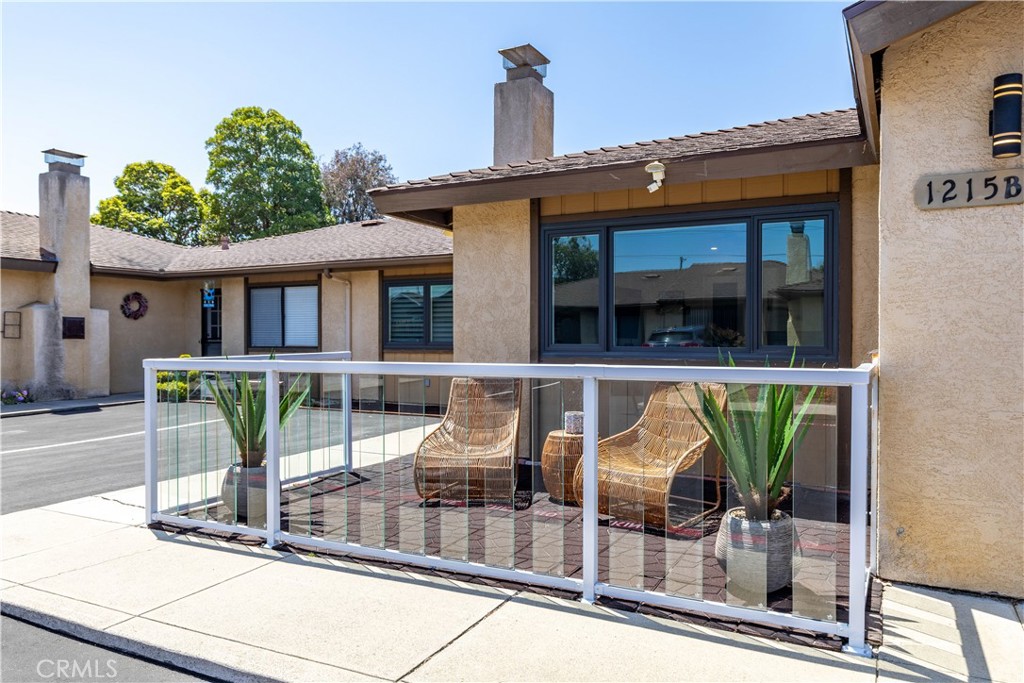 1215 Farroll B
