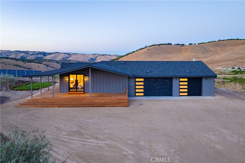 4475 Interlake