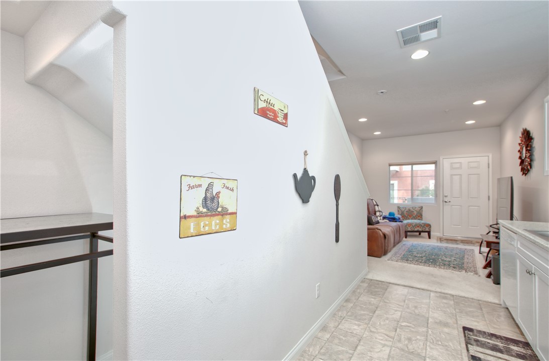 864 Lawrence