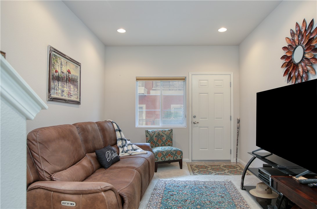 864 Lawrence
