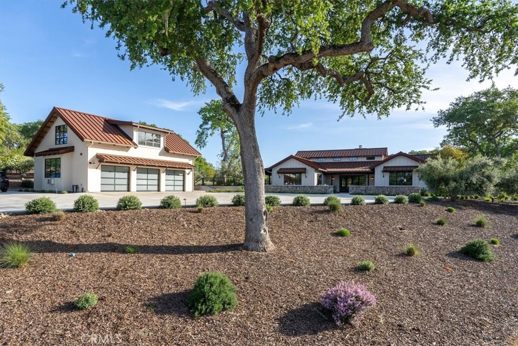 2925 Warm Springs Lane