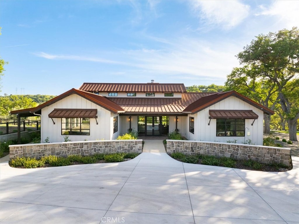2925 Warm Springs Lane