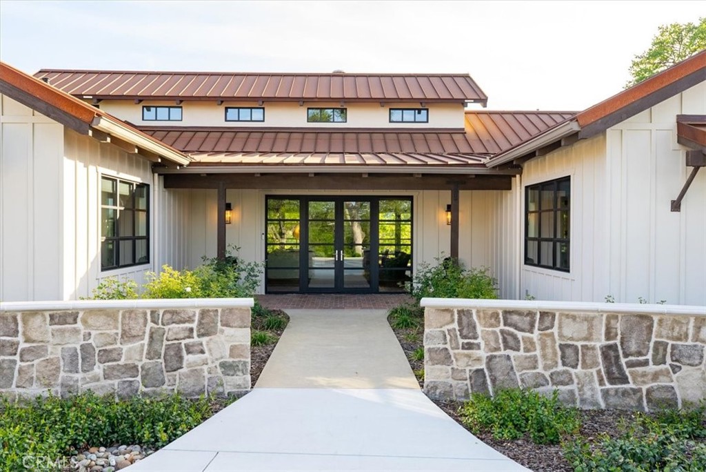2925 Warm Springs Lane