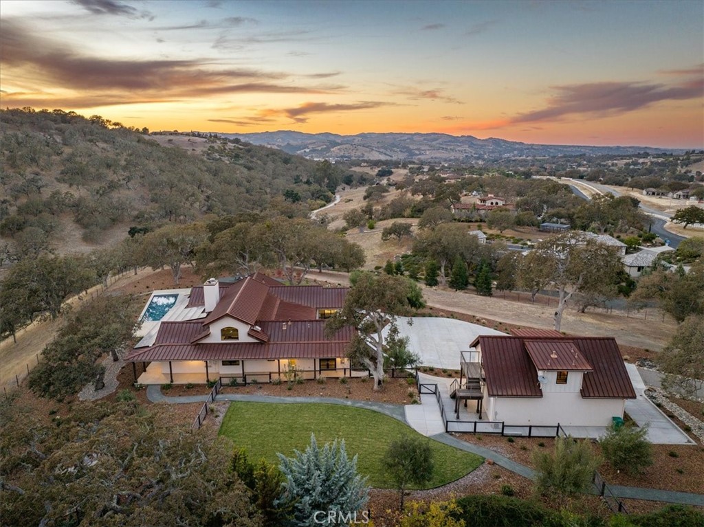 2925 Warm Springs Lane