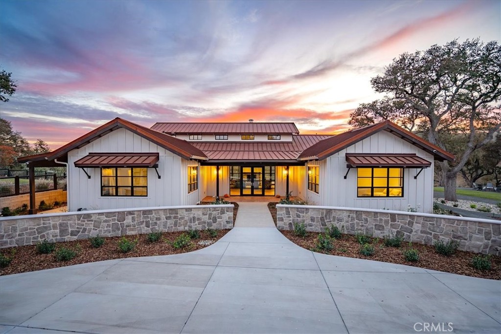 2925 Warm Springs Lane