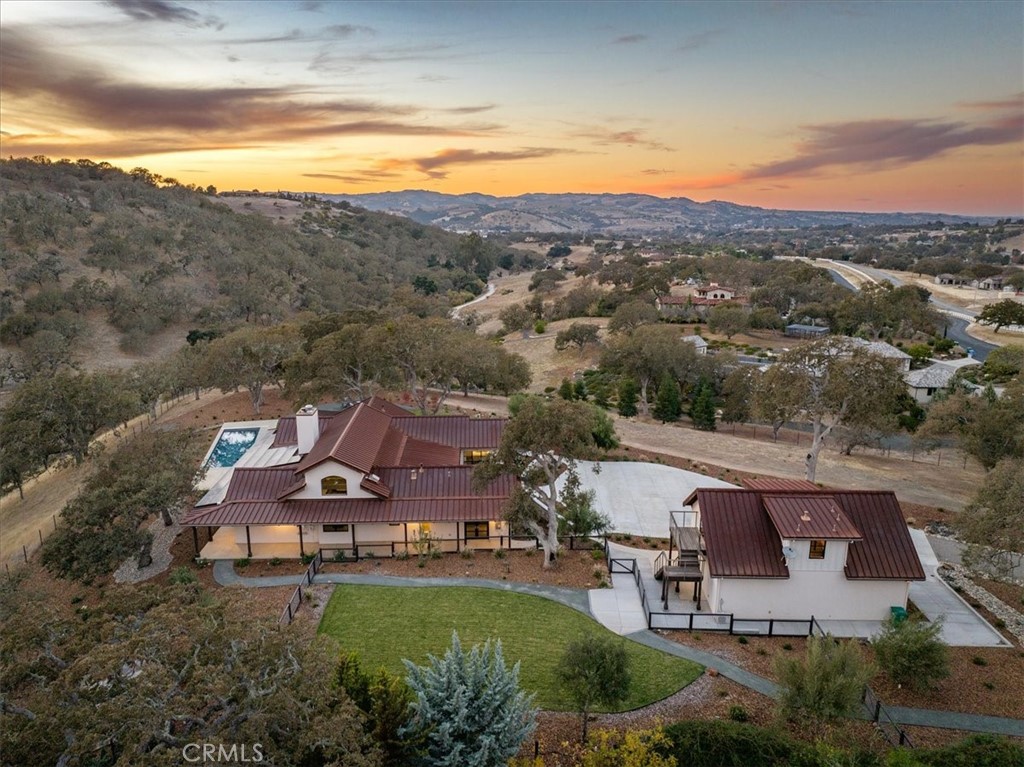 2925 Warm Springs Lane