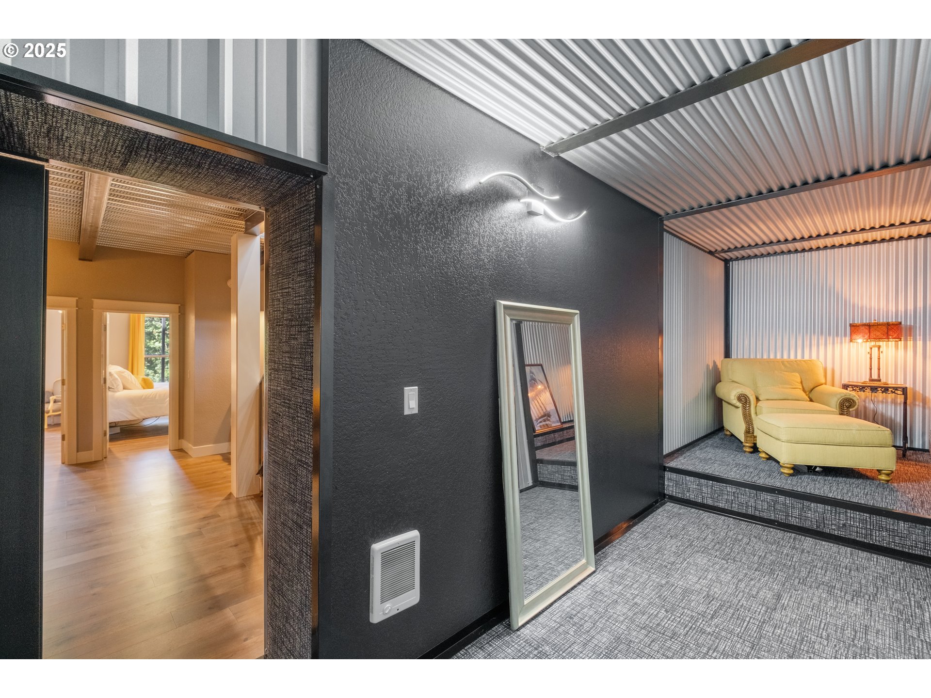 4005 CLOUDVIEW DR
