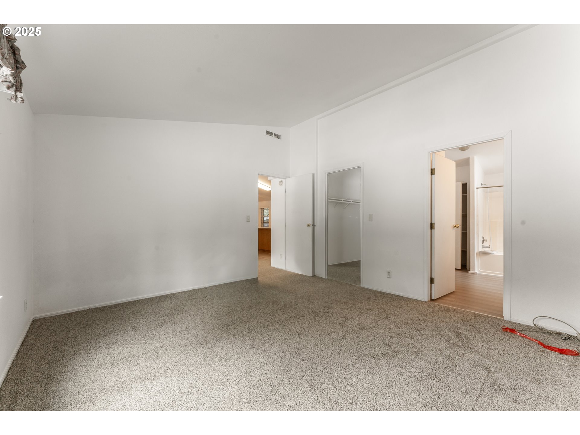 19990 SE SUMMERTIME DR