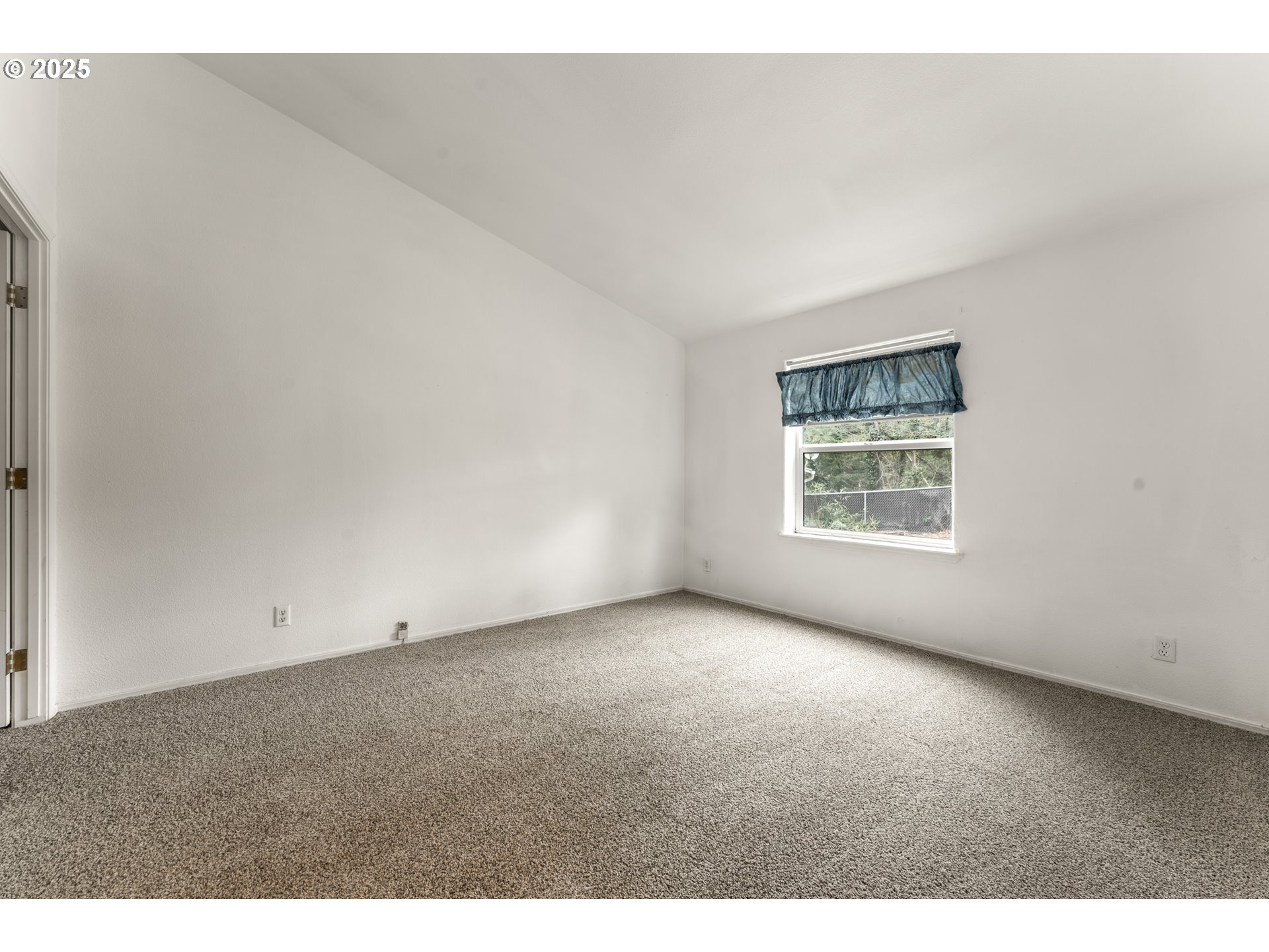 19990 SE SUMMERTIME DR