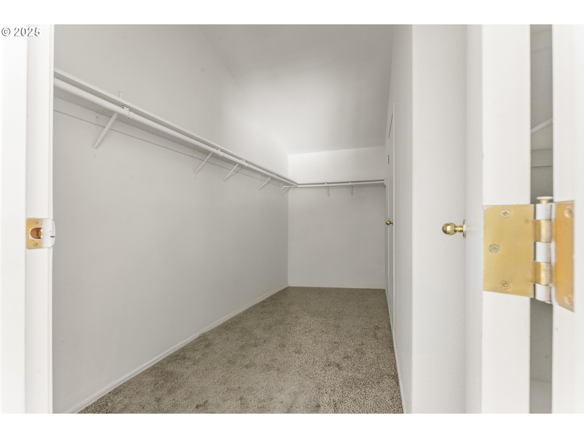 19990 SE SUMMERTIME DR