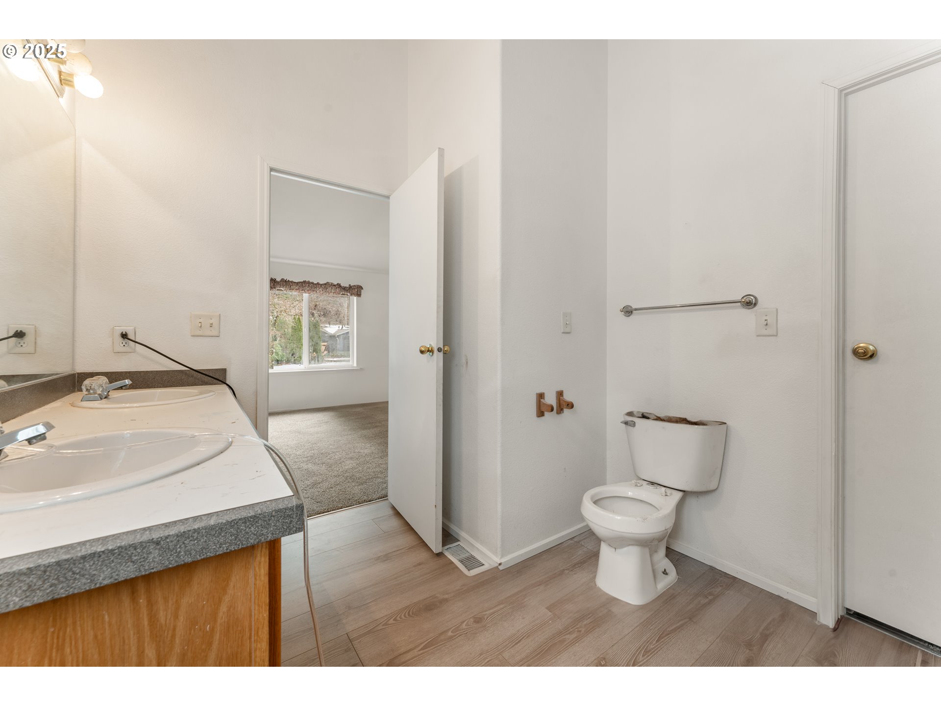 19990 SE SUMMERTIME DR