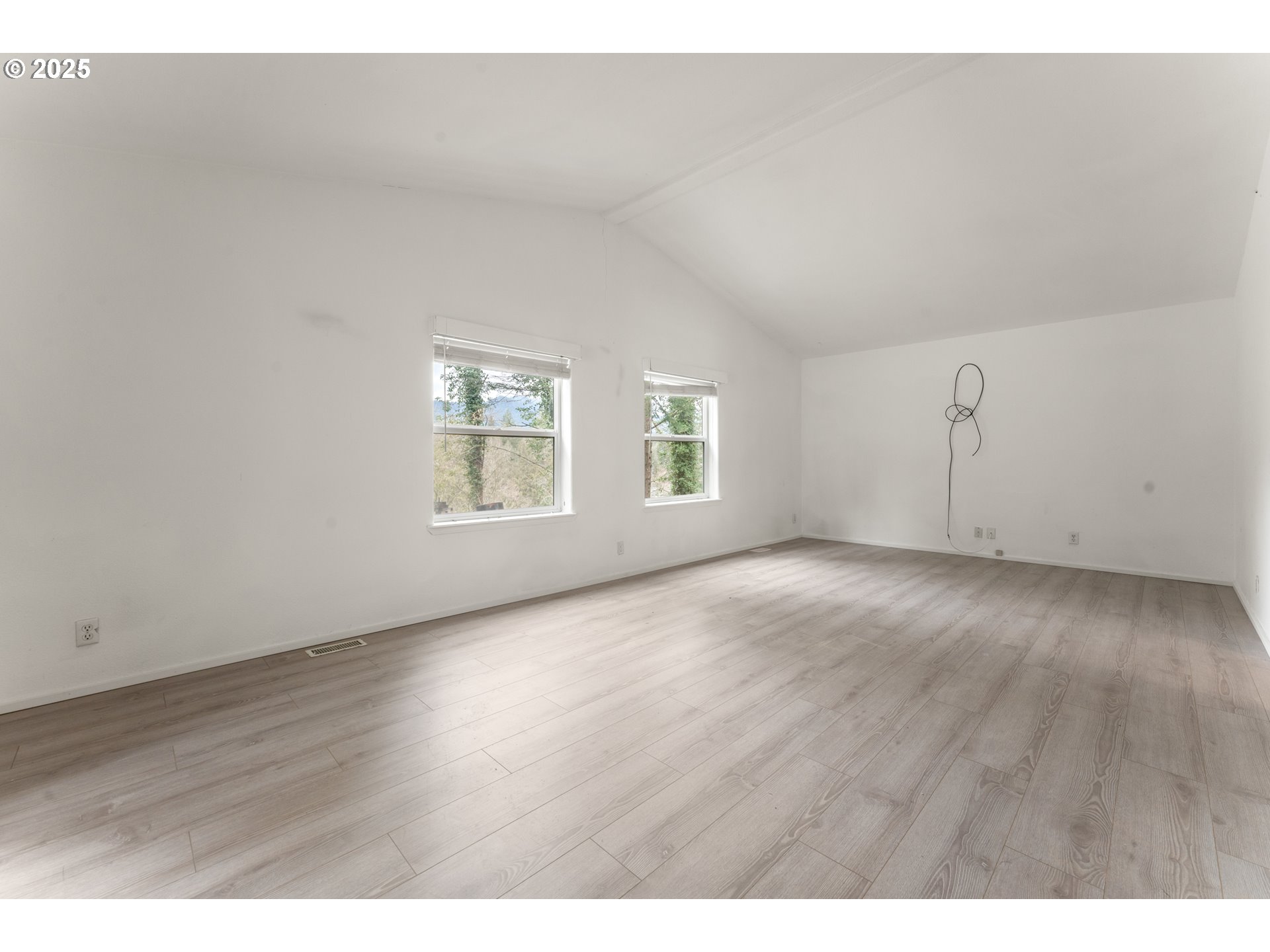 19990 SE SUMMERTIME DR