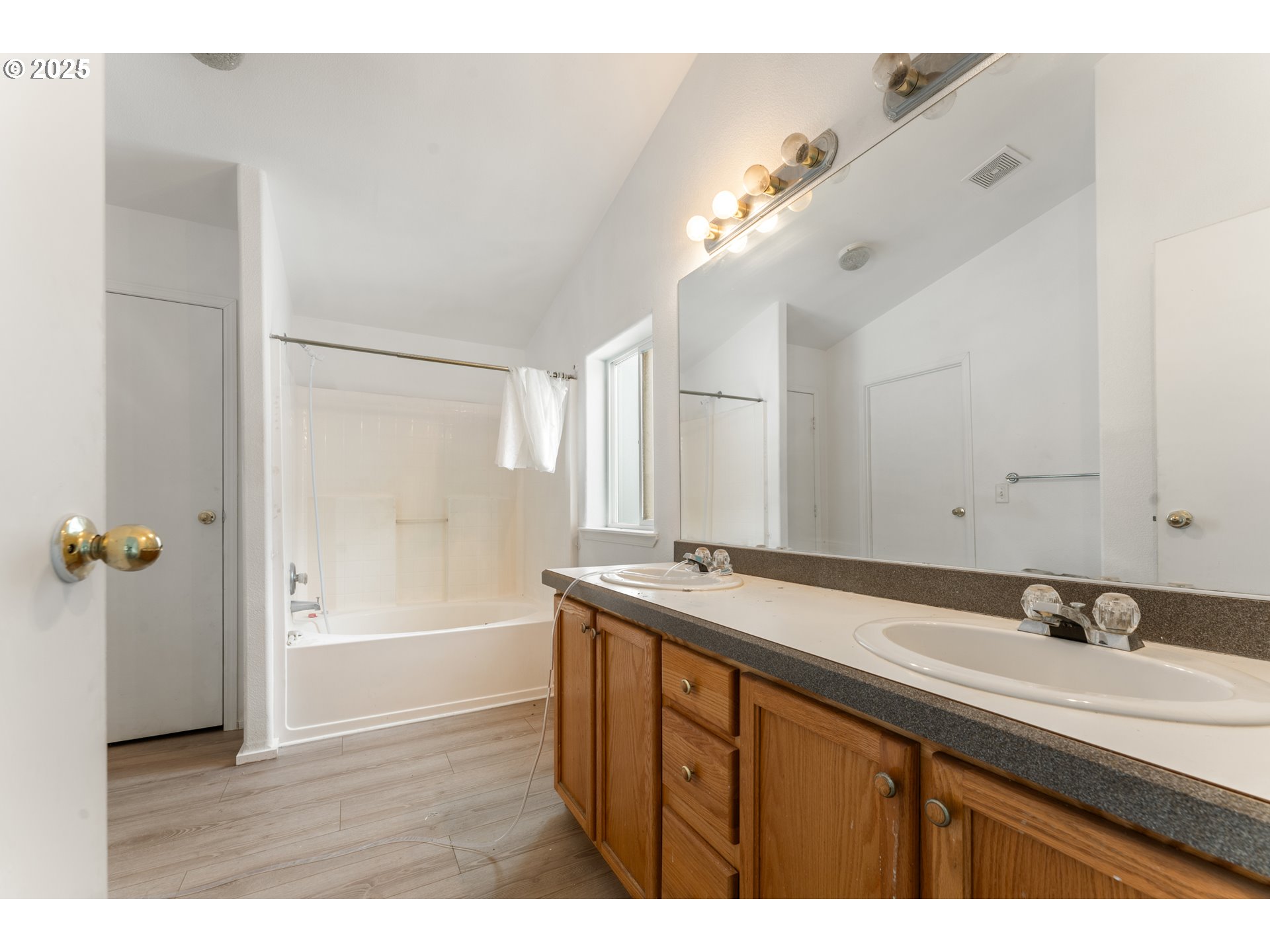 19990 SE SUMMERTIME DR