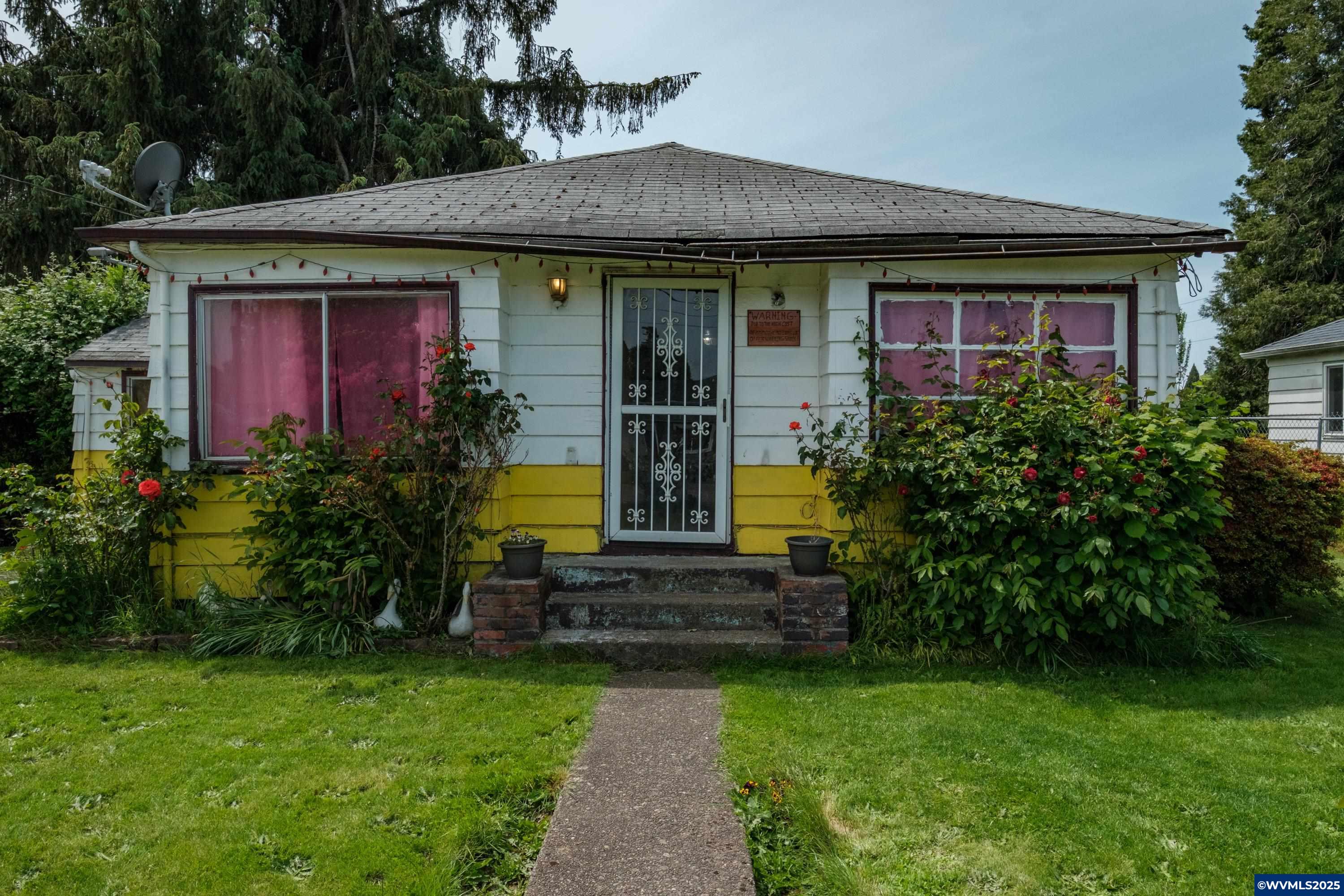 275 Kenwood Av