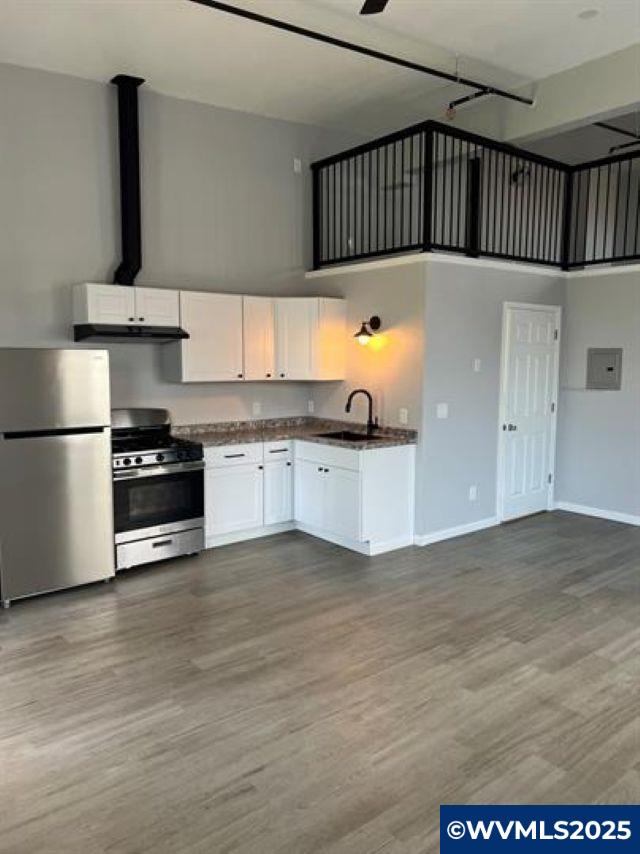 1127-1195 6th Av
