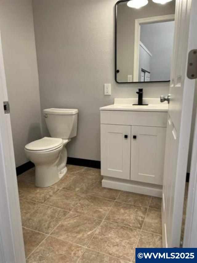 1127-1195 6th Av