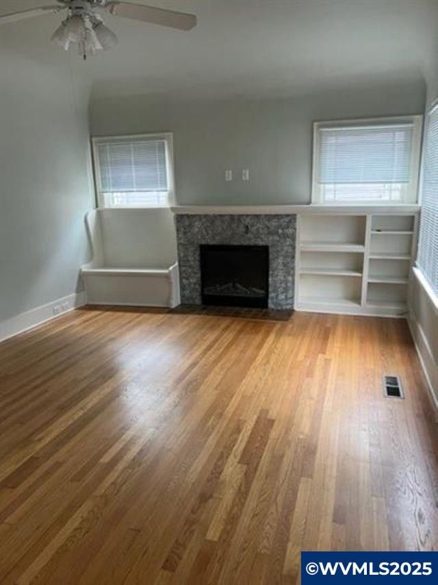 420 4th (-430 1/2) Av