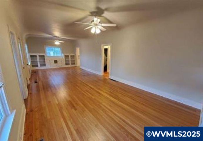 420 4th (-430 1/2) Av