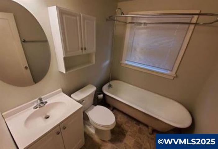 420 4th (-430 1/2) Av