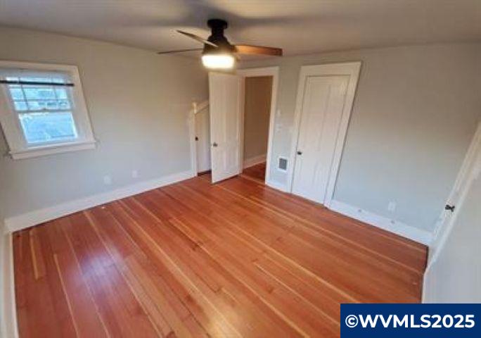 420 4th (-430 1/2) Av