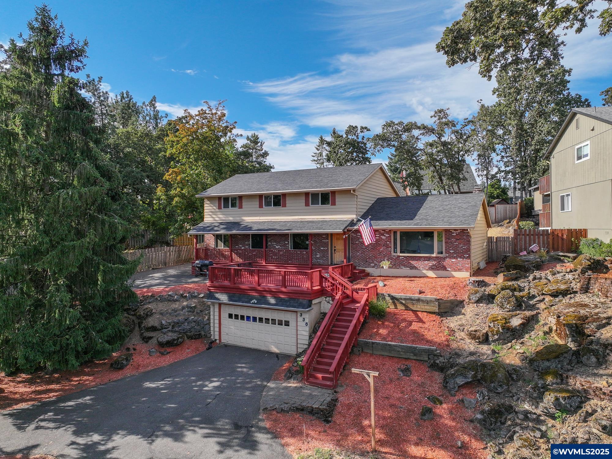 330 Patricia Dr