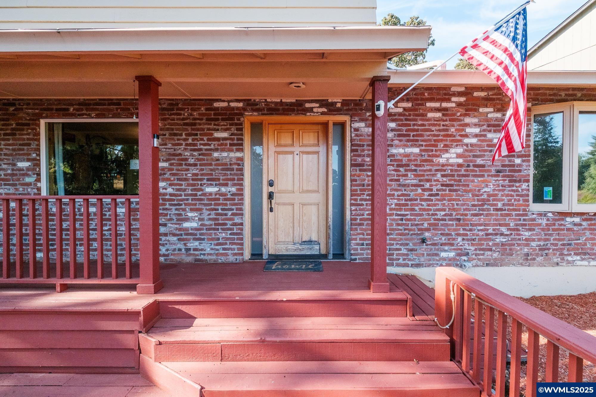 330 Patricia Dr
