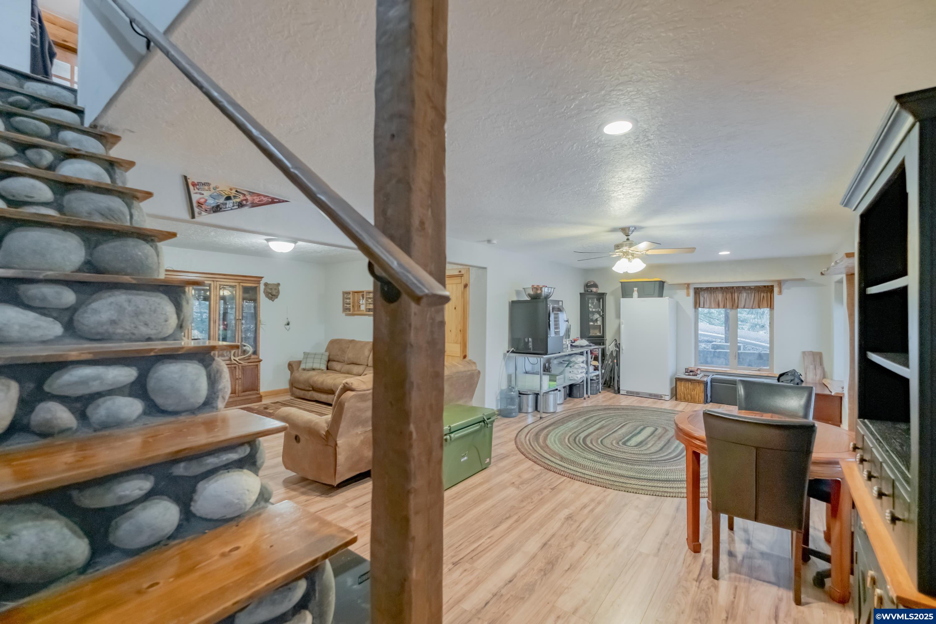 32583 Bellinger Scale Rd