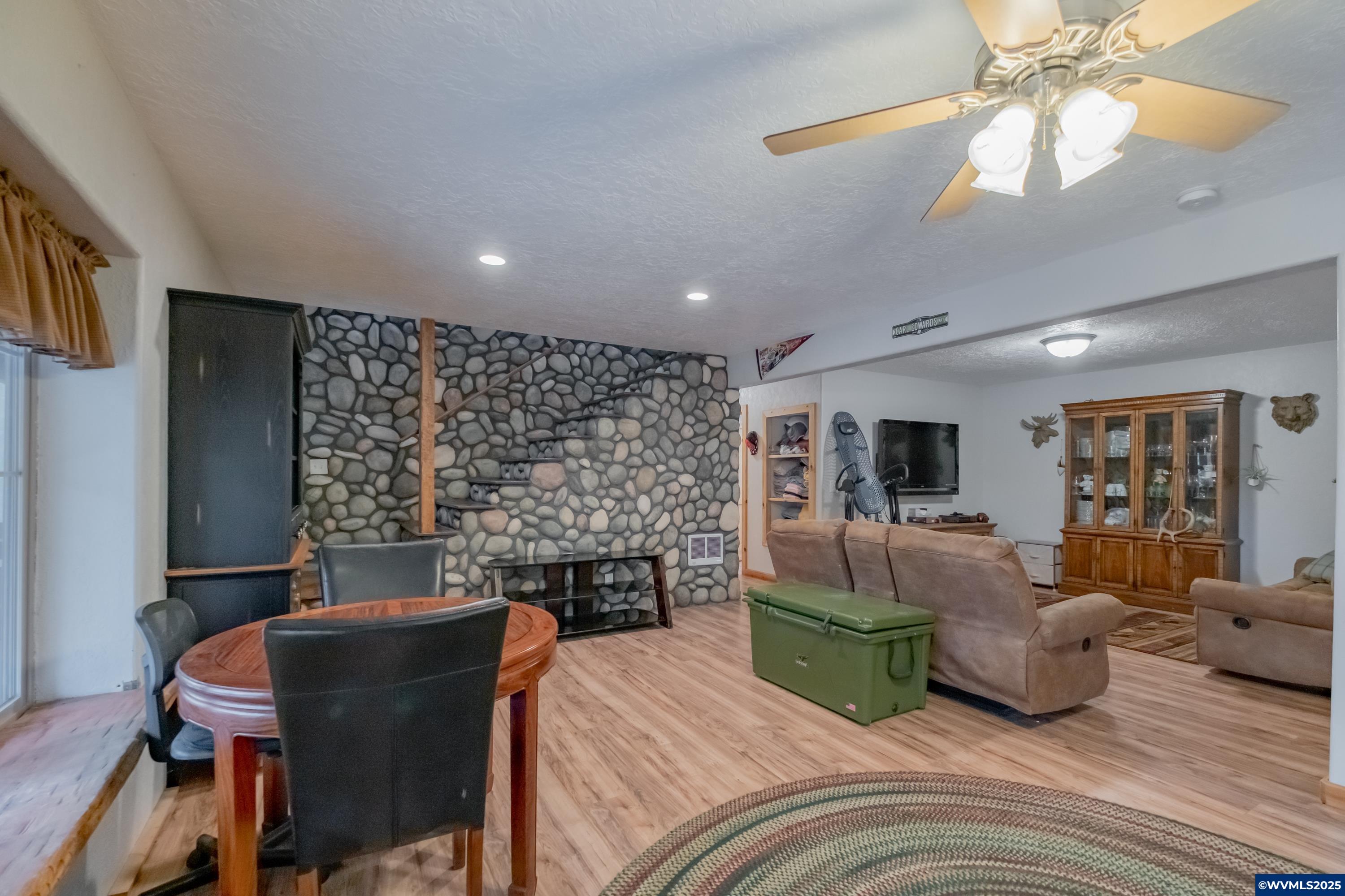 32583 Bellinger Scale Rd