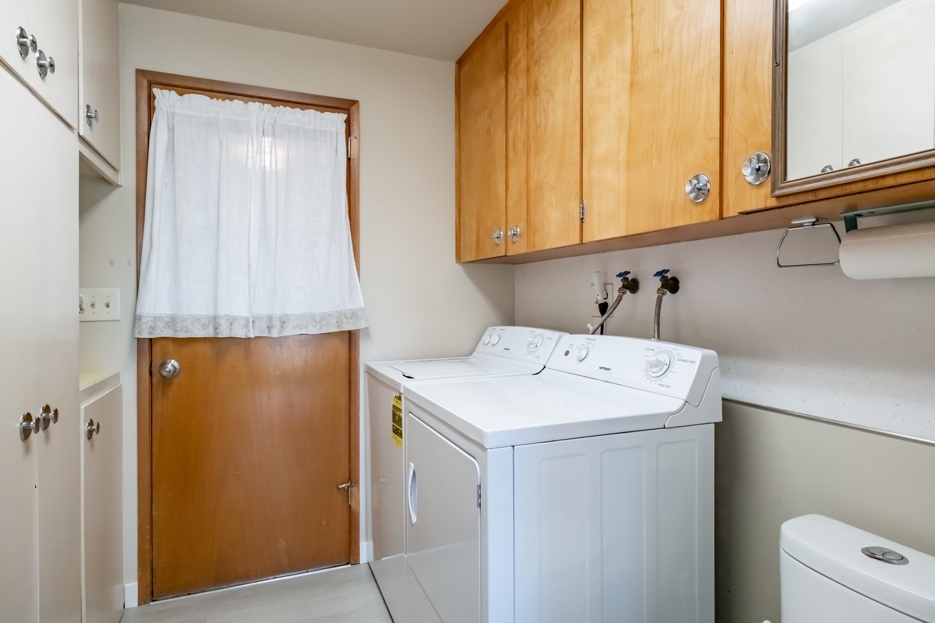 2299 Country Club Ter