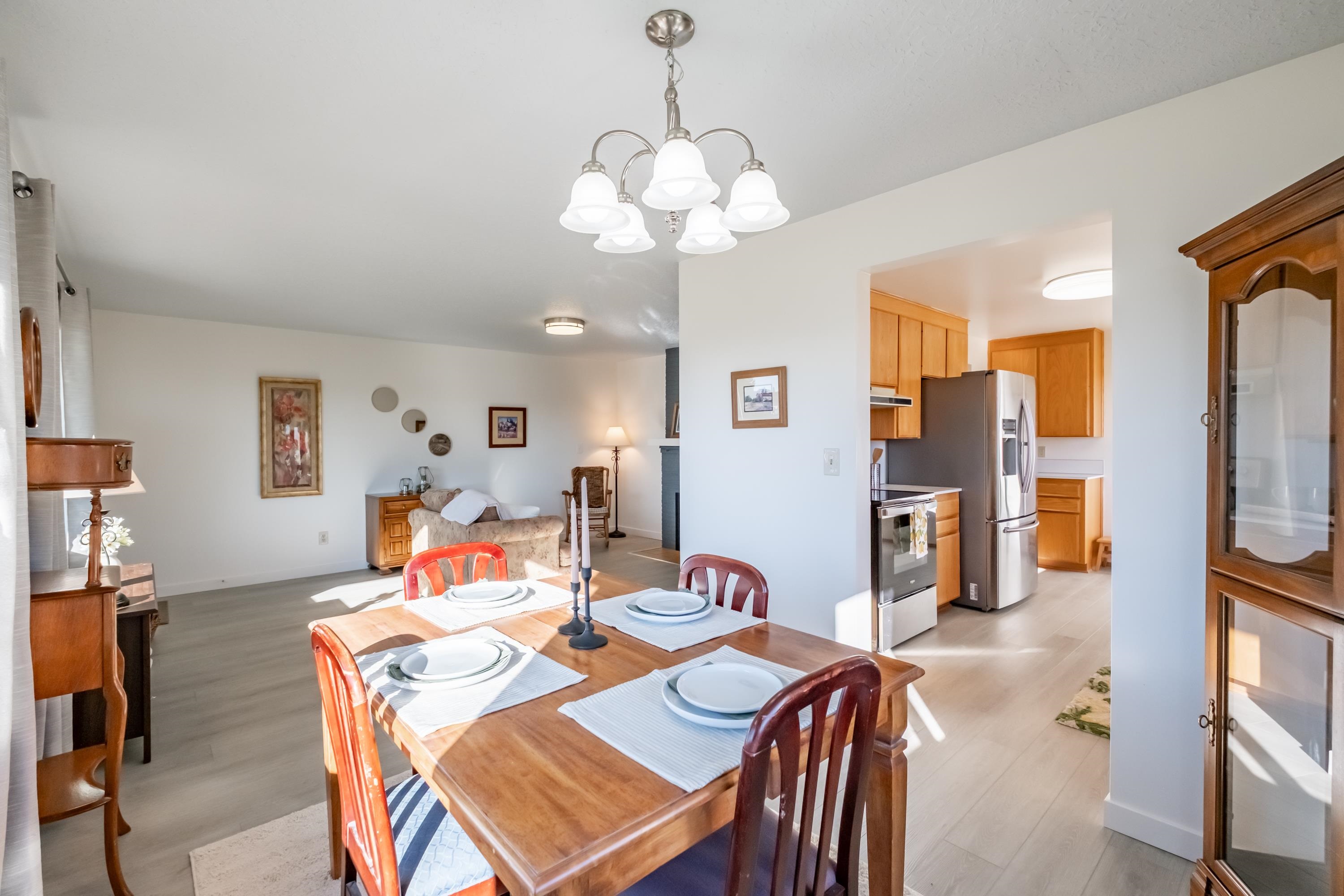 2299 Country Club Ter