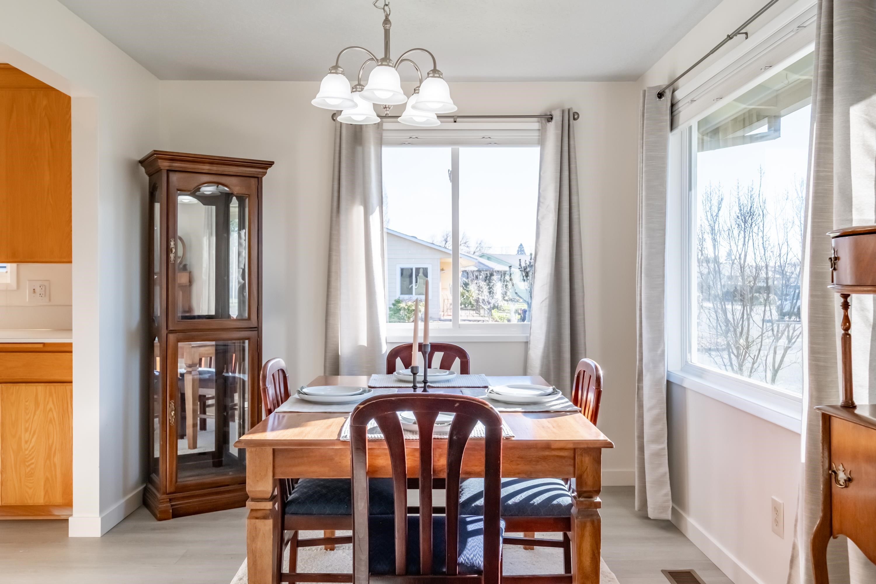 2299 Country Club Ter