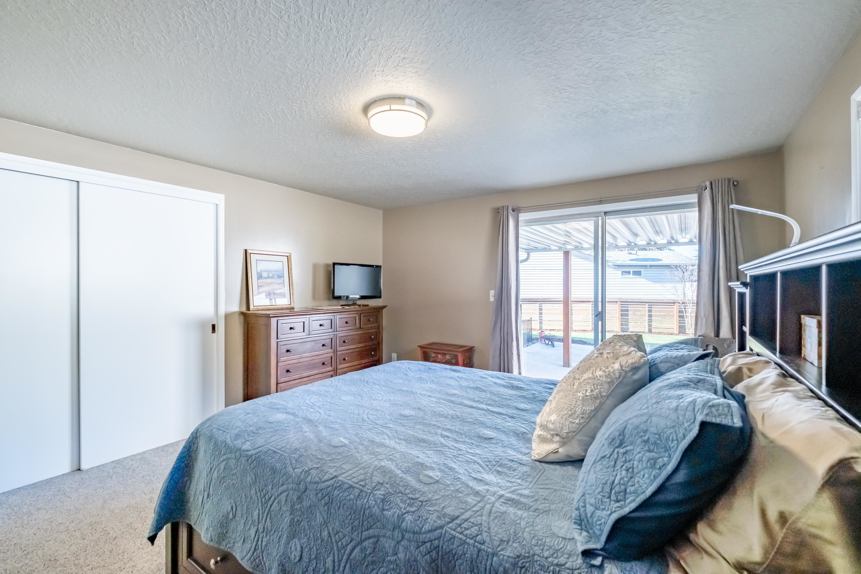 2299 Country Club Ter