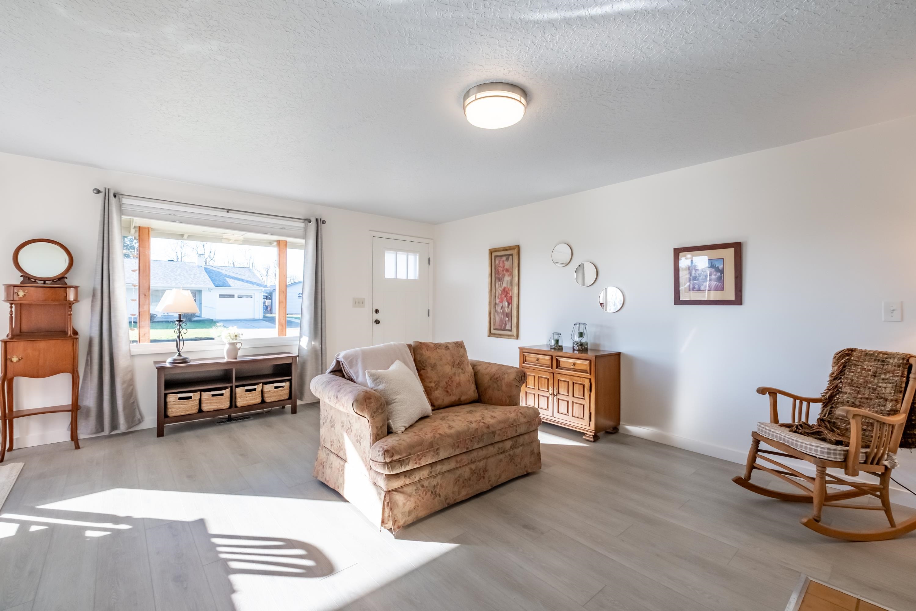 2299 Country Club Ter