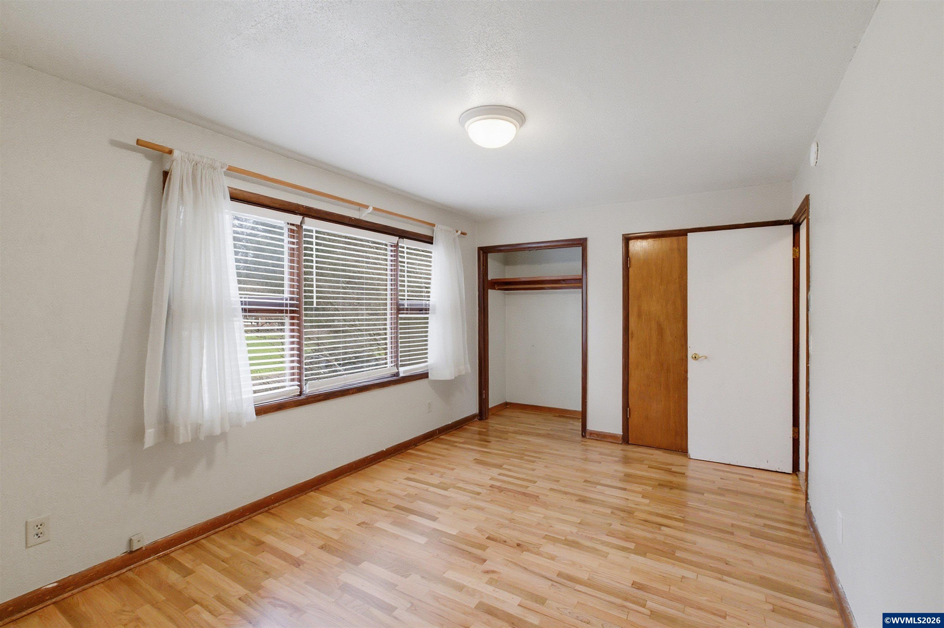 1115 NW Green Acres Lp