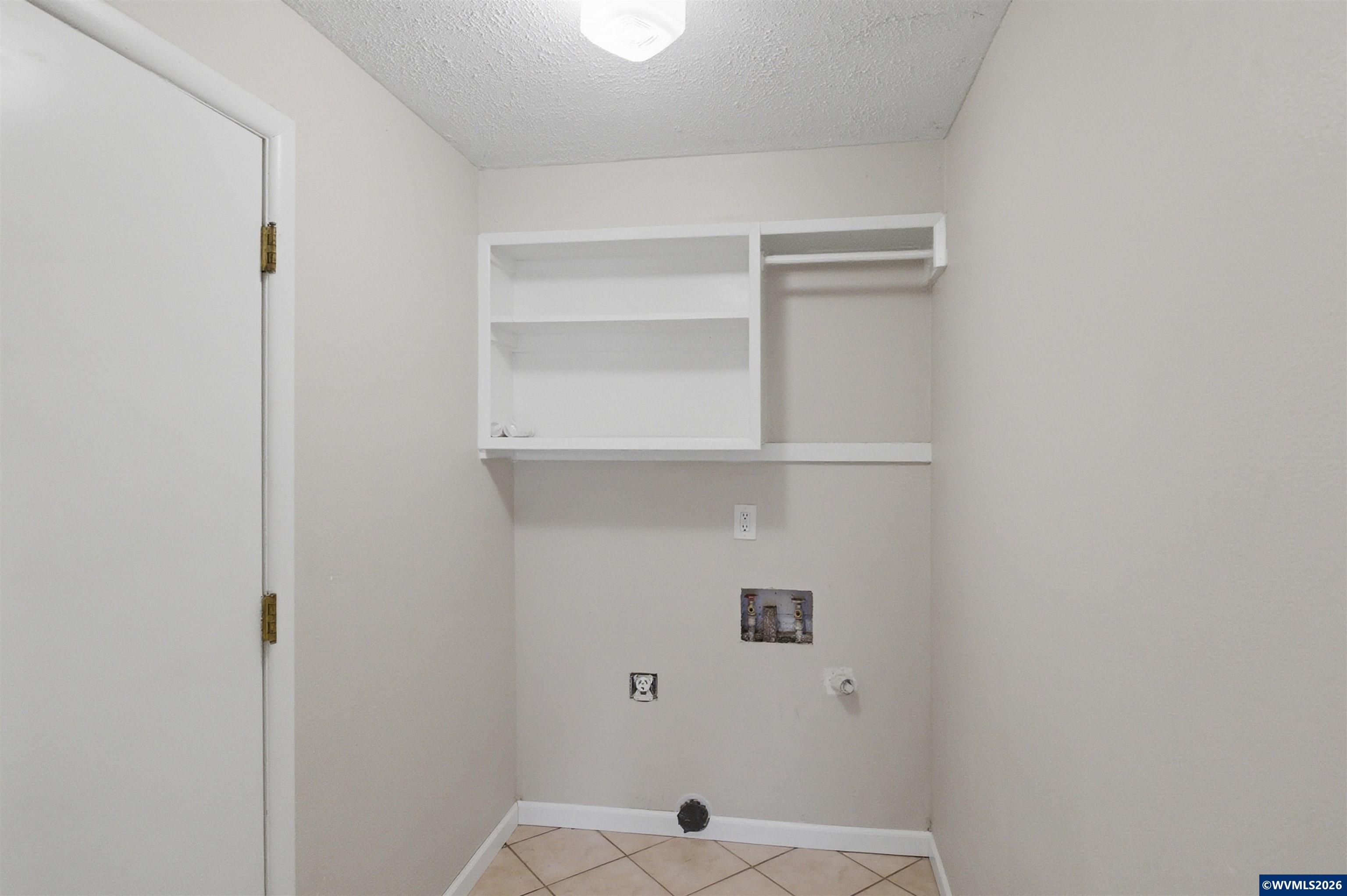 1115 NW Green Acres Lp