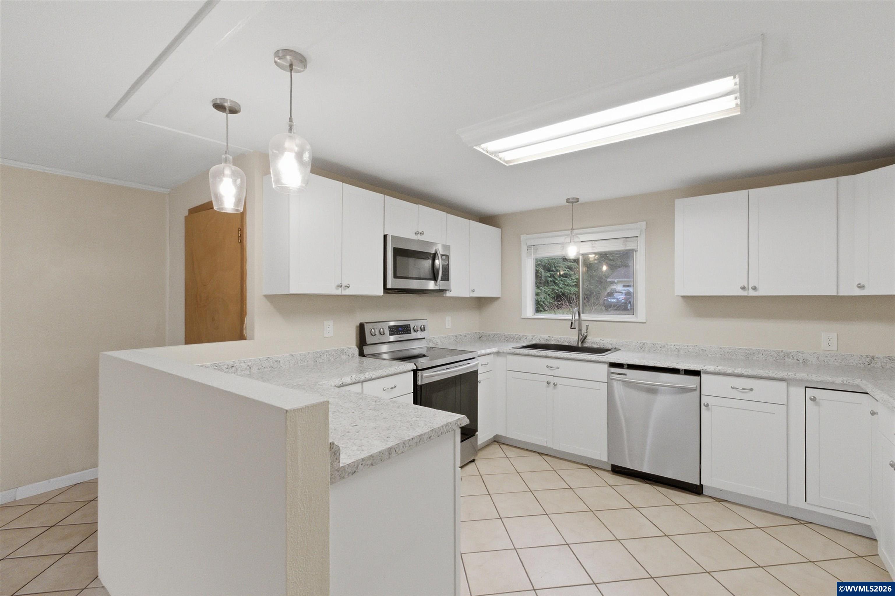 1115 NW Green Acres Lp